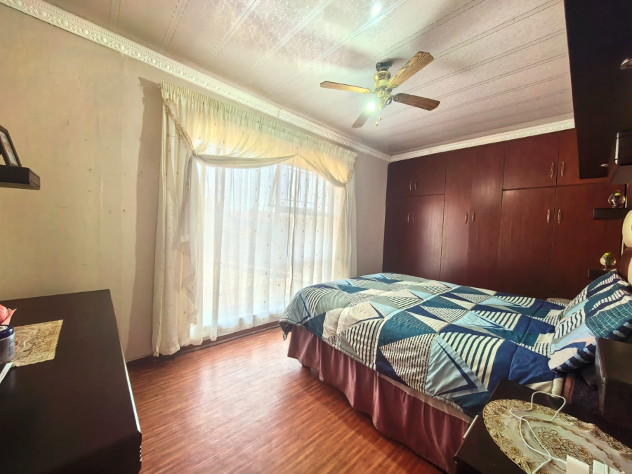 3 Bedroom Property for Sale in Zamdela Free State